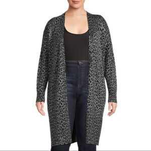 NWT Terra & Sky 2X,3X, 4X Plus Size Grey Charcoal Leopard Print Cardigan Sweater